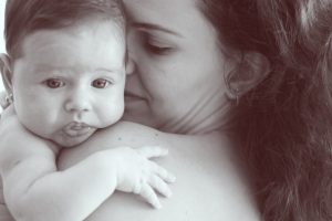 imagenes de mama con bebe recien nacido