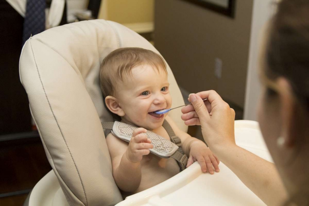 Alimentación de un bebe de 4 meses-1200